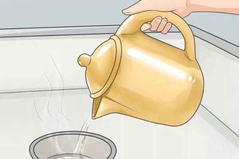 Thông Cống Bằng Cách Đổ Nước Sôi Hiệu Quả, Đơn Giản Tại Nhà