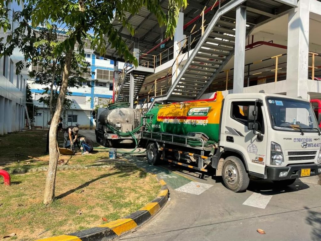 Dịch Vụ Hút Bể Phốt Tại Quảng Trị Giá Rẻ Của Maxclean 6 Hút Hầm Cầu Quảng Trị Giá Rẻ LH: 0909 831 129 - Vệ Sinh Nhanh 247