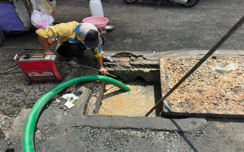 Dịch Vụ Hút Hầm Cầu Tại Hà Tĩnh Của MaxClean Giá Rẻ 10 Hầm Cầu Đầy Có Dấu Hiệu Như Thế Nào?