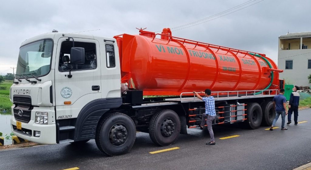 Dịch Vụ Hút Hầm Cầu Tại Ninh Bình Của Maxclean Giá Rẻ 6 Hút hầm cầu tại KCN Gia Bình Bắc Ninh