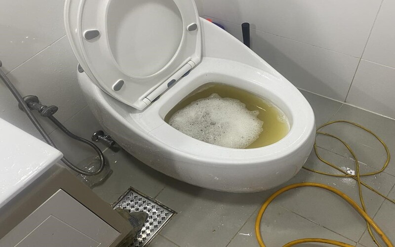 Dịch Vụ Hút Hầm Cầu Tại Quảng Ngãi Của MaxClean Giá Rẻ 10 Hầm Cầu Đầy Có Dấu Hiệu Như Thế Nào?