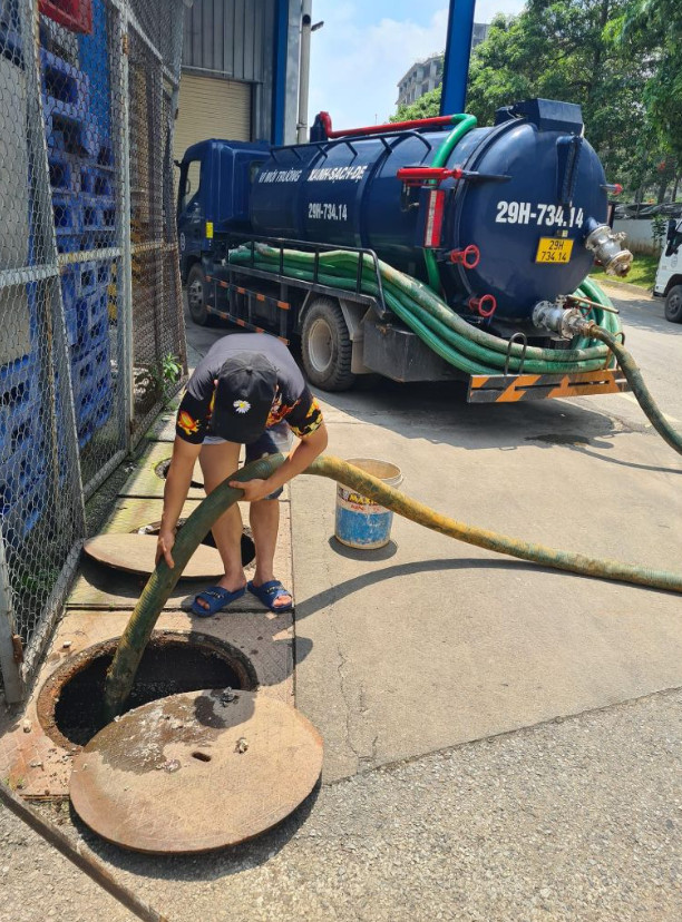 Dịch Vũ Hút Hầm Cầu Tại Quảng Trị Của Maxclean Giá Rẻ 6 Dịch vụ hút hầm cầu Quảng Trị giá rẻ, sạch triệt để